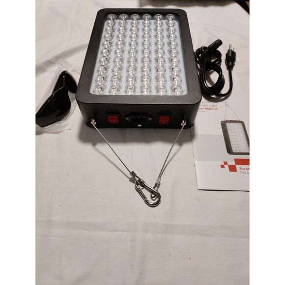 REDLOOK Red Light Therapy Device for Face and Body - Picture 4 of 9